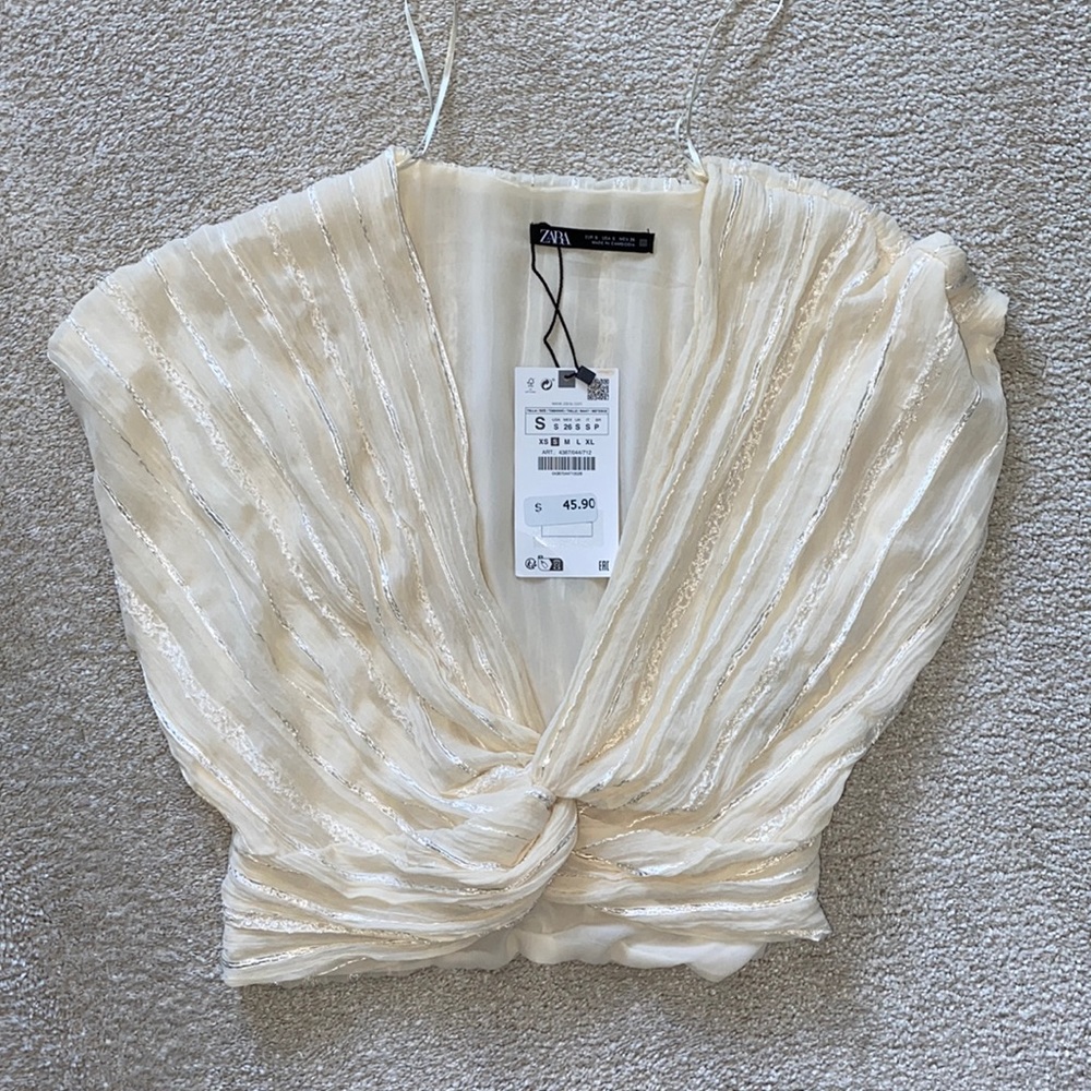 Zara Cropped Shirt Small